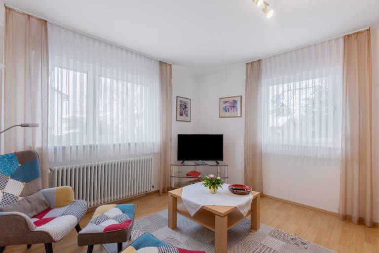 Apartment 5 with Outdoor Seating near Solemar Spa – DreiWeltenCard Included in Villingen-Schwenningen