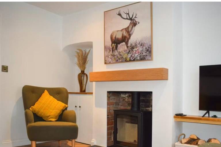 Vacation home with garden & grill in Ashford