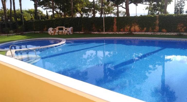 Rental apartment with pool — photo 5