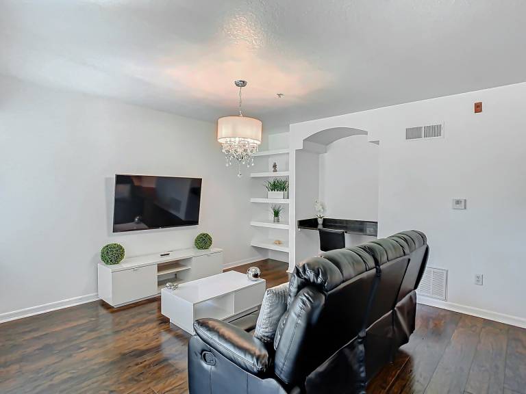 Condo with private pool — photo 2