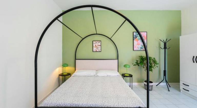 Apartment with 2 rooms for 5 persons in Procida