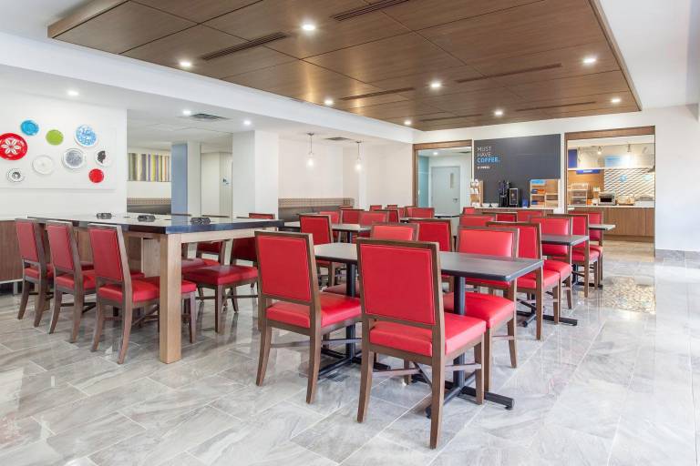 Holiday Inn Express & Suites Mississauga-Toronto Southwest By IHG — photo 4