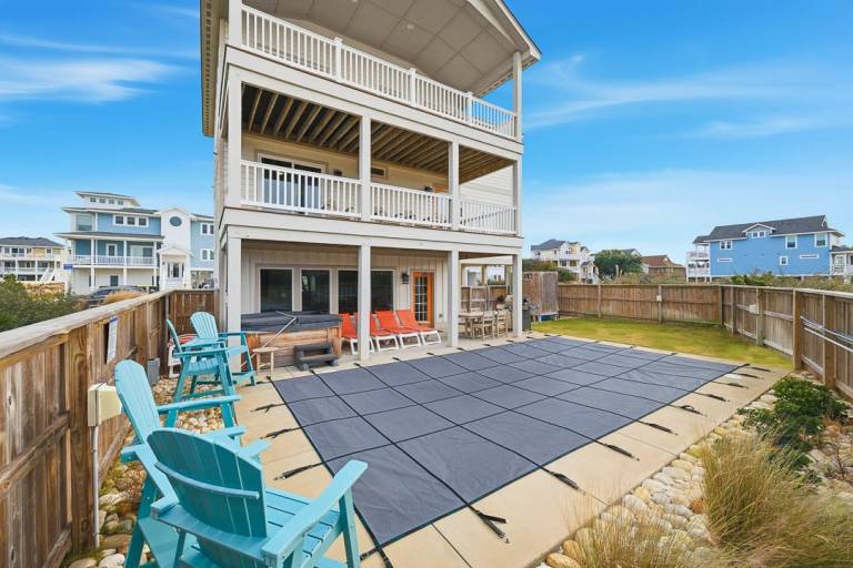 Summer Moon 1,615 ft to the beach Private Pool, Hot Tub, and Dog Friendly — photo 4