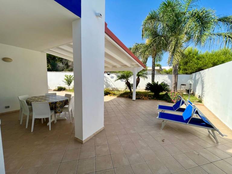 Villa with yard in Melendugno