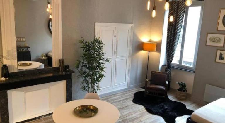 Apartment with 1 room for 2 persons in Carcassonne