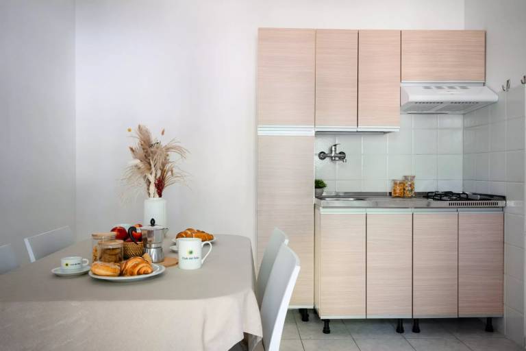 Rental apartment with 2 rooms for 5 persons — photo 4