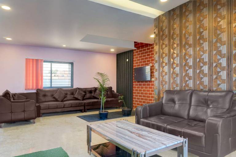 Hotel O Noble Nest
