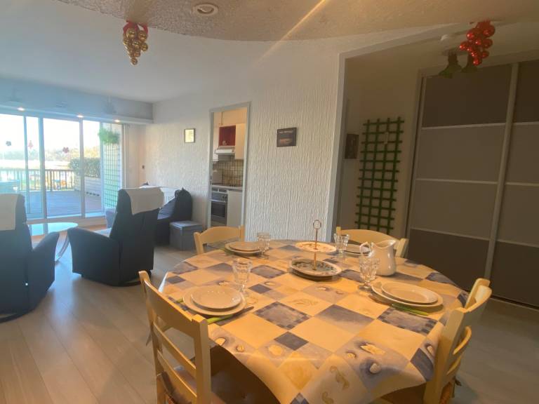 Apartment with 1 room for 4 persons — photo 4