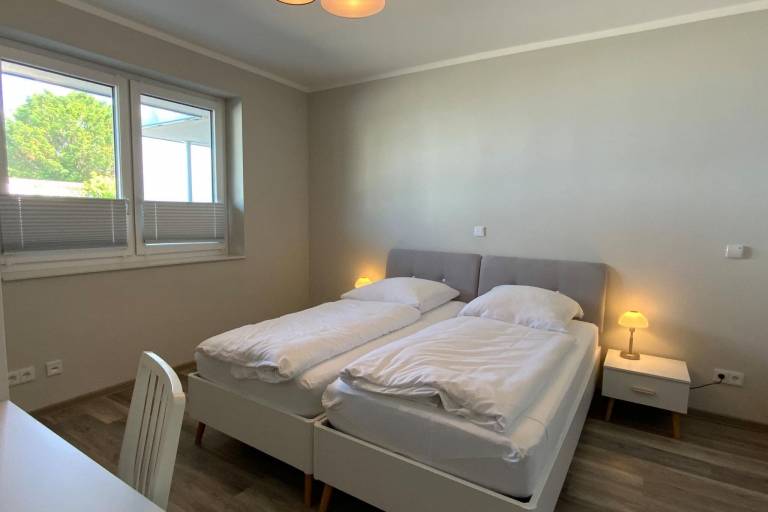 Fully equipped charming holiday apartment with yard & patio | Pet-friendly — photo 4