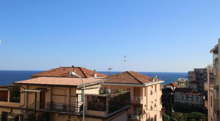 Holiday apartment with terrace — photo 5