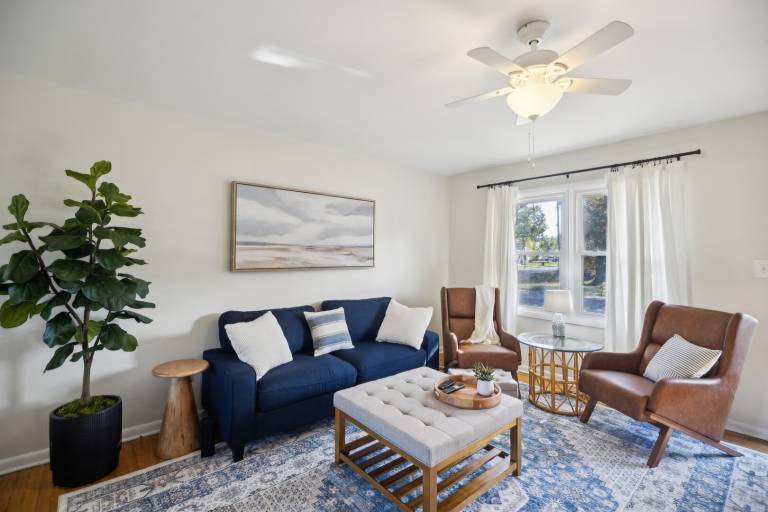 Vacation home with terrace & garden in Hampton, VA