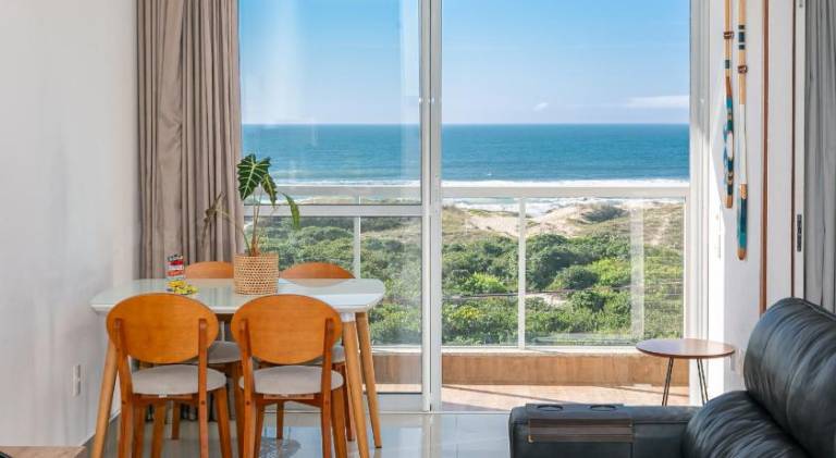 Lovely apartment with pool | Close to the beach | Pet-friendly in Florianópolis