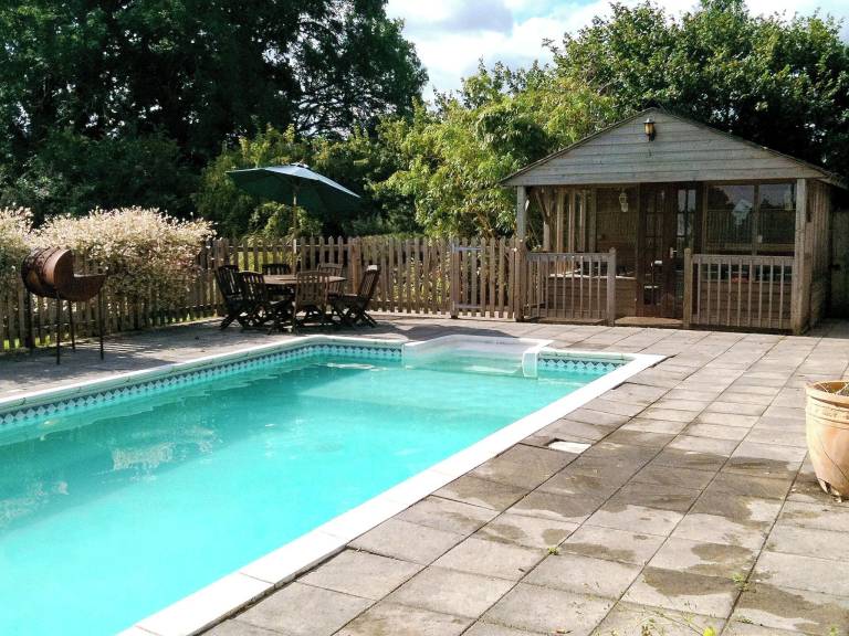 Cottage  Newent