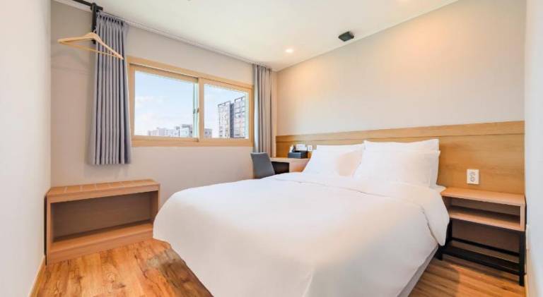 Hotel Moon