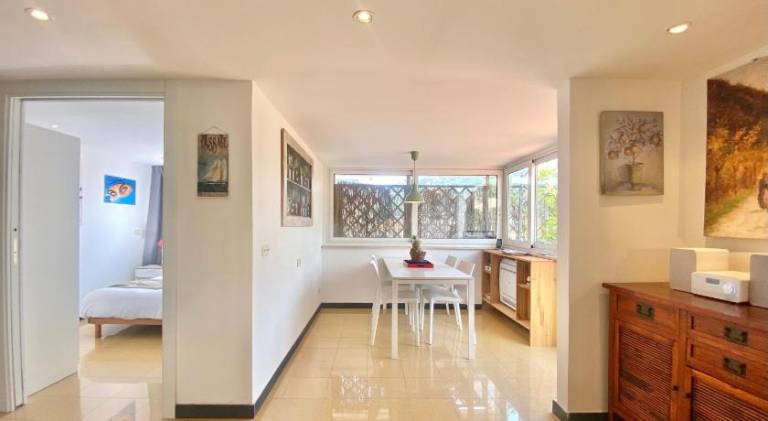 Holiday apartment with terrace — photo 3