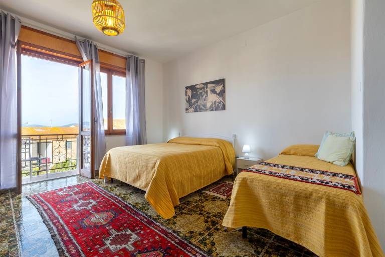 Apartment 'The Domus Near Alghero' with Private Terrace, Wi-Fi and Air Conditioning in Olmedo