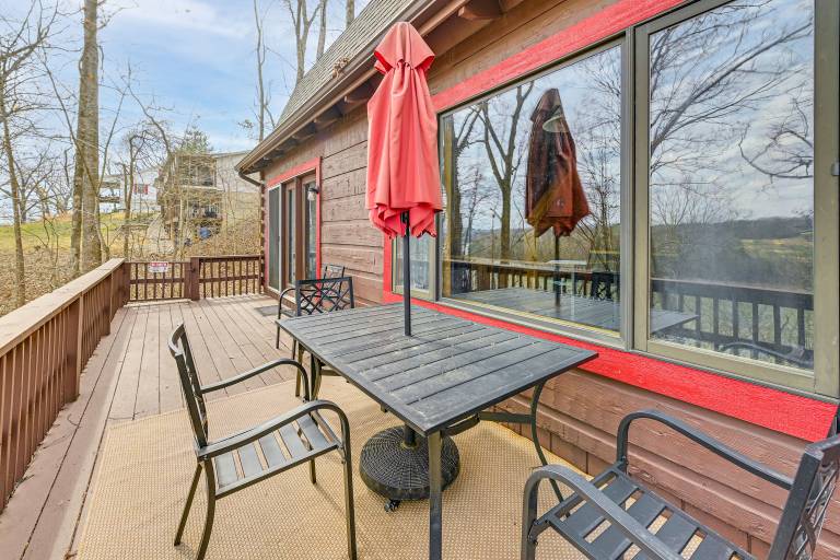 Lake Cumberland Log Cabin Near 3 Boat Ramps — photo 2
