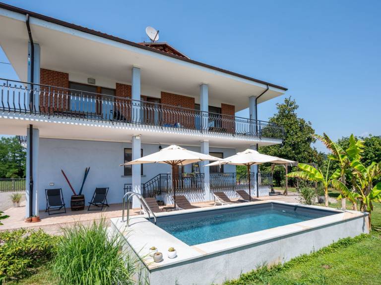 Ferienwohnung Dogliani