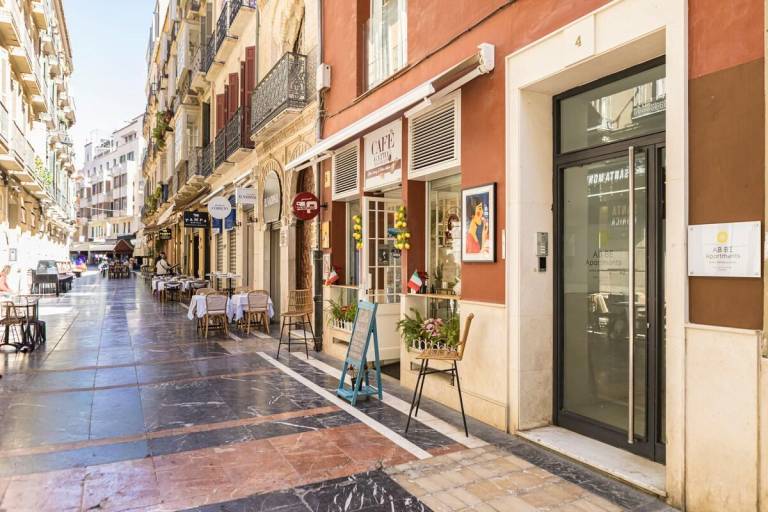 House | Near Alcazaba of Málaga | Pets are welcome — photo 3