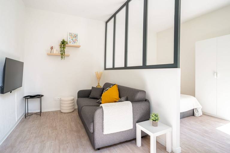 Apartment | Near Castle Hill — photo 4