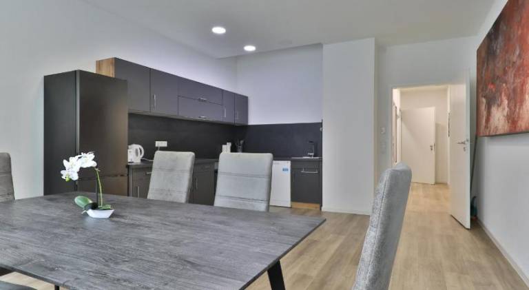 Holiday apartment with terrace, yard & barbeque | Perfect for remote work | Dogs allowed — photo 2