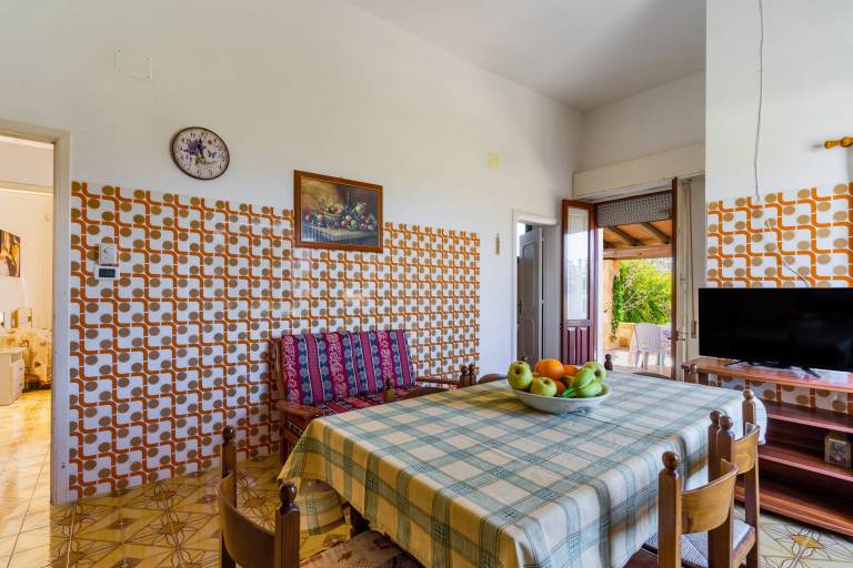 Apartment with terrace, yard & barbecue | Garden view — photo 4