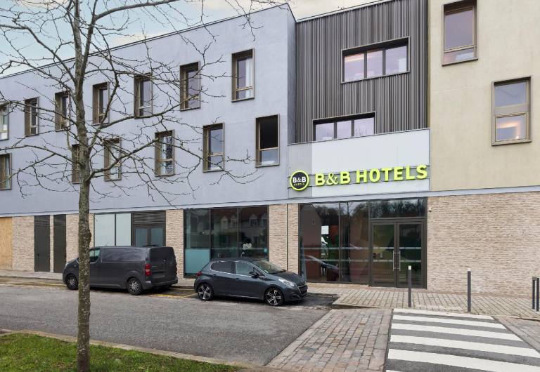 B&B HOTEL Versailles Rocquencourt in Versailles