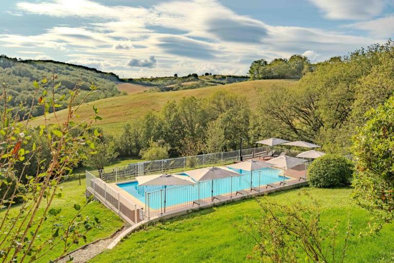 Fully equipped ample gite with barbecue, terrace & garden | Dogs allowed — photo 5