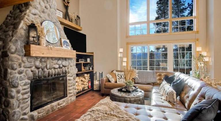 9 BDR Close to Main Street with Secluded Hot Tub in Breckenridge, CO