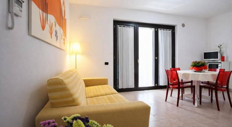 Holiday apartment with 1 room for 4 persons — photo 5