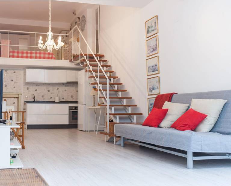 Wonderful holiday apartment | Near Seville Cathedral | Suitable for remote work | Pets are welcome in Seville