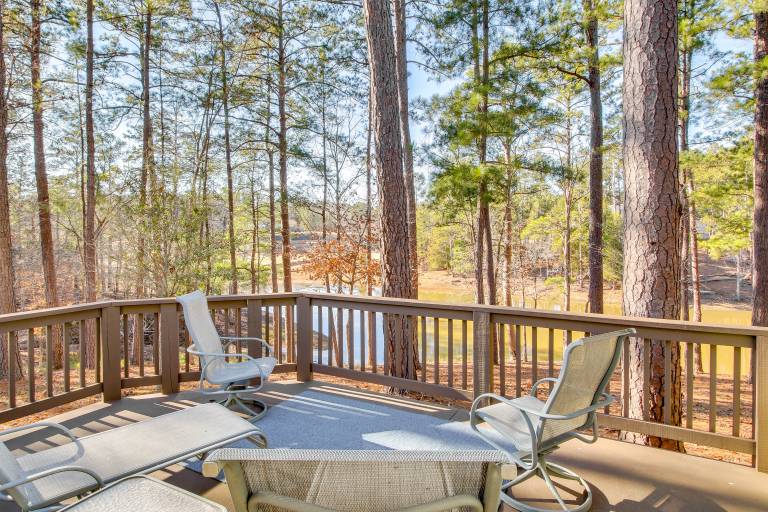 Lakefront McCormick Gem Deck & Golf Course Views