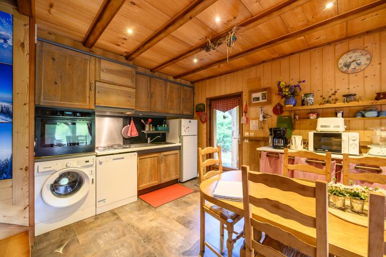Chalet "Myrtilles" with Mountain View, Private Terrace and Wi-Fi — photo 5