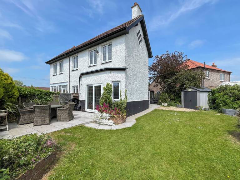 Cottage Sutton on Sea