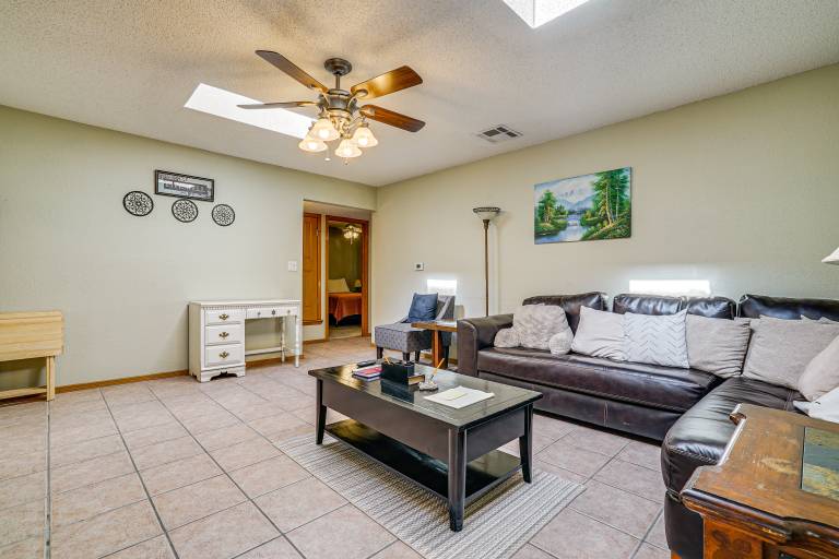 Pet-Friendly El Paso Home  9 Mi to Fort Bliss! — photo 5