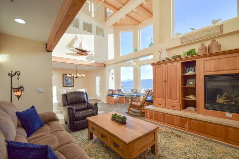 Condo Halibut Cove