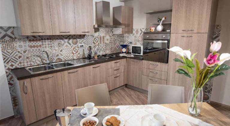 Apartment with 1 room for 5 persons — photo 2