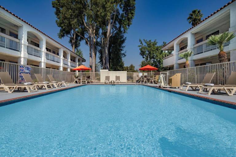 Motel 6 Thousand Oaks, CA — photo 5