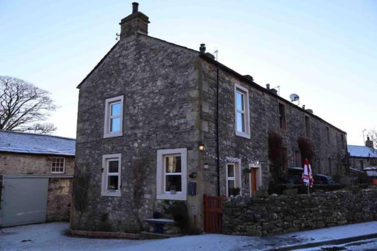 Cottage  Austwick