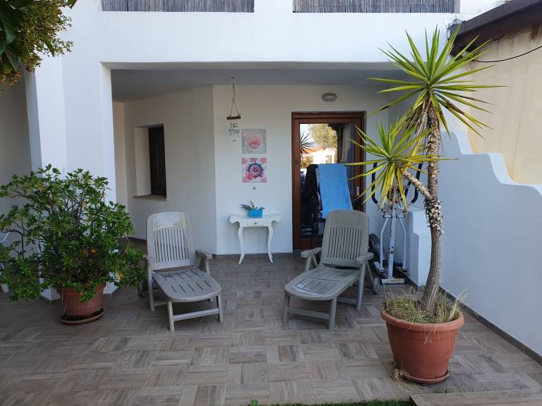 Villa 'In Riva al Mare' with Hot Tub and Wi-Fi — photo 4