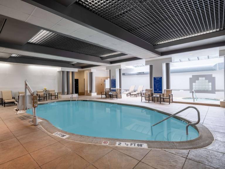 Embassy Suites by Hilton Baltimore Hunt Valley — photo 3