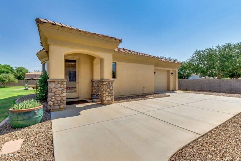 Pension Greenfield Acres