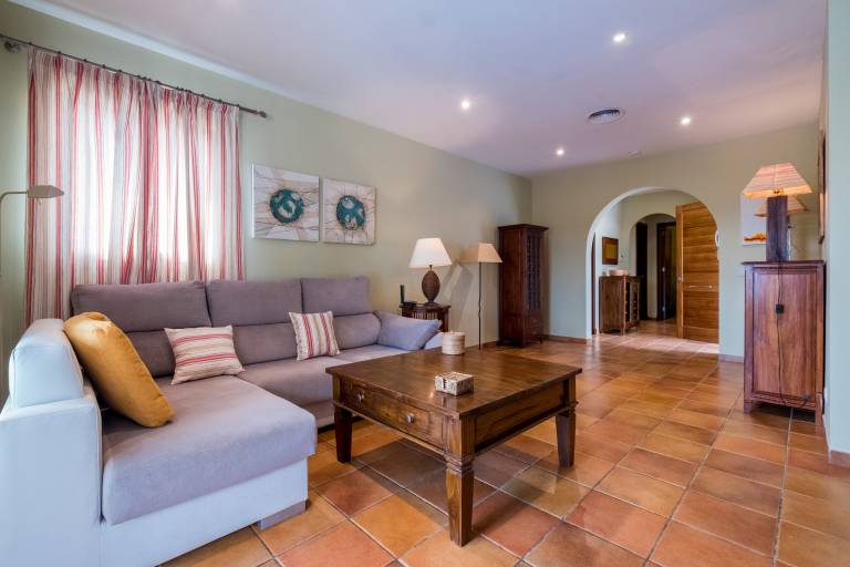 Holiday Home "Villa Finesse" with Private Pool and Garden — photo 5