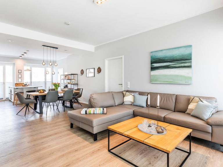 FeWo TREIBsand: 125m² Ferienwohnung mit 3 Schlafzimmern, 2 Terrassen & Meerblick — photo 4