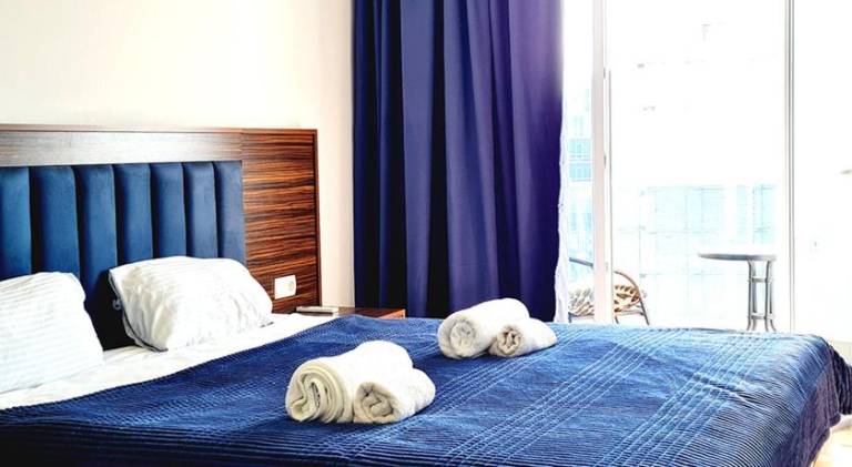 Sea View Studio3 Queen Bed Free Wi-Fi Washer — photo 2