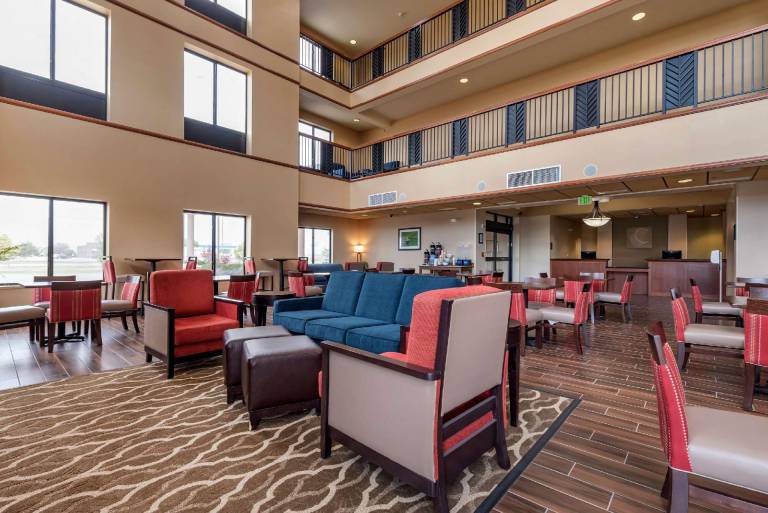 Comfort Inn & Suites Goodland — photo 2