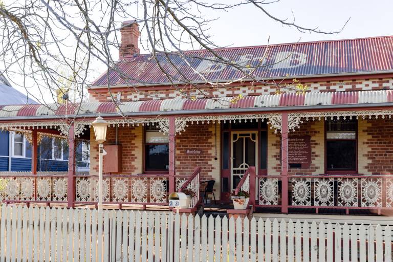 Bed and breakfast  Corryong