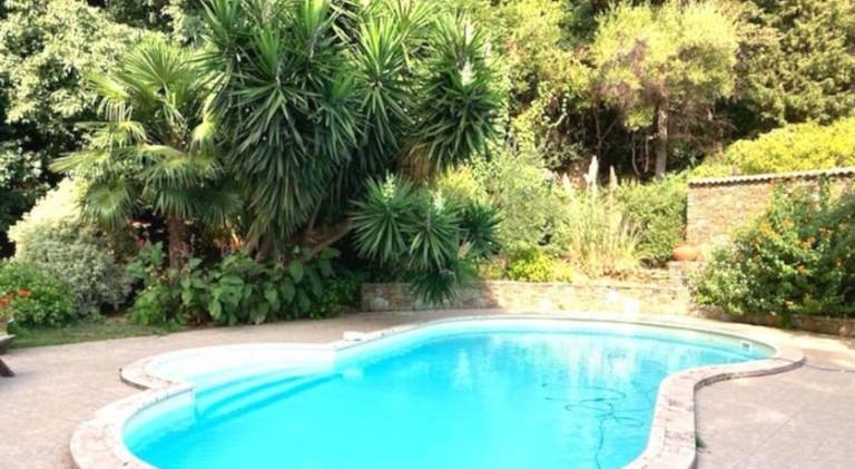 Ample villa with pool | Next to the beach | Dogs allowed in Bastia