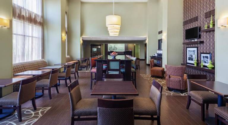 Hampton Inn & Suites Hobbs — photo 2