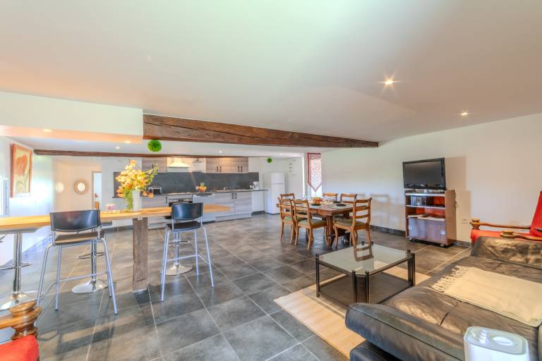 Children-friendly rental apartment with garden, patio & barbeque | Mountain view | Pets are welcome — photo 2